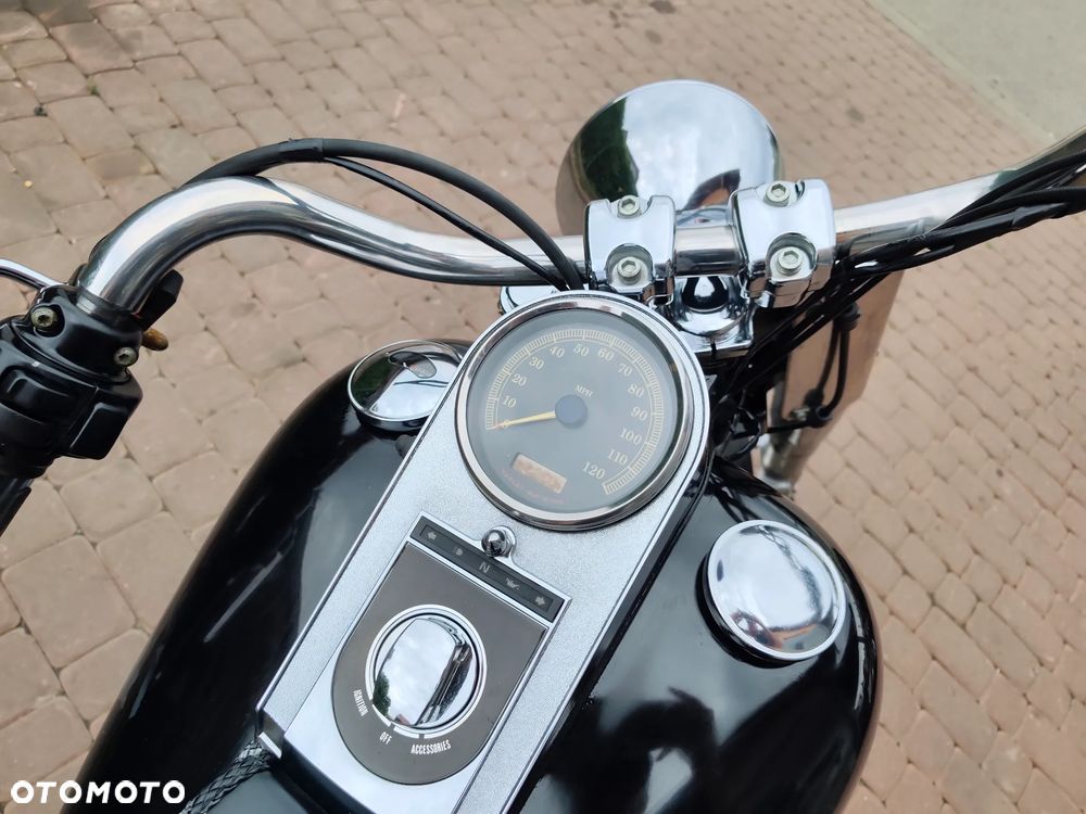 Harley-Davidson Softail Fat Boy - 34
