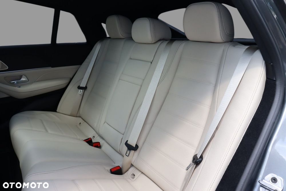 Mercedes-Benz GLE 350 de PHEV 4-Matic AMG Line - 17