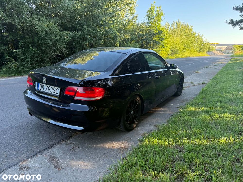 BMW Seria 3 320d DPF - 13
