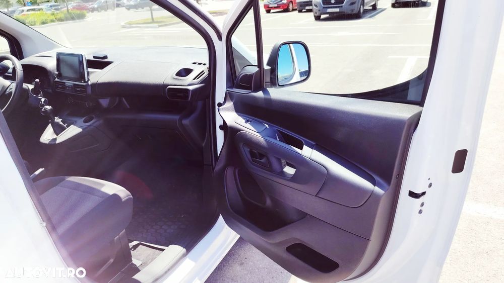 Opel Combo Cargo 1.5 CDTI 100 CP MT6 Start/Stop - 13