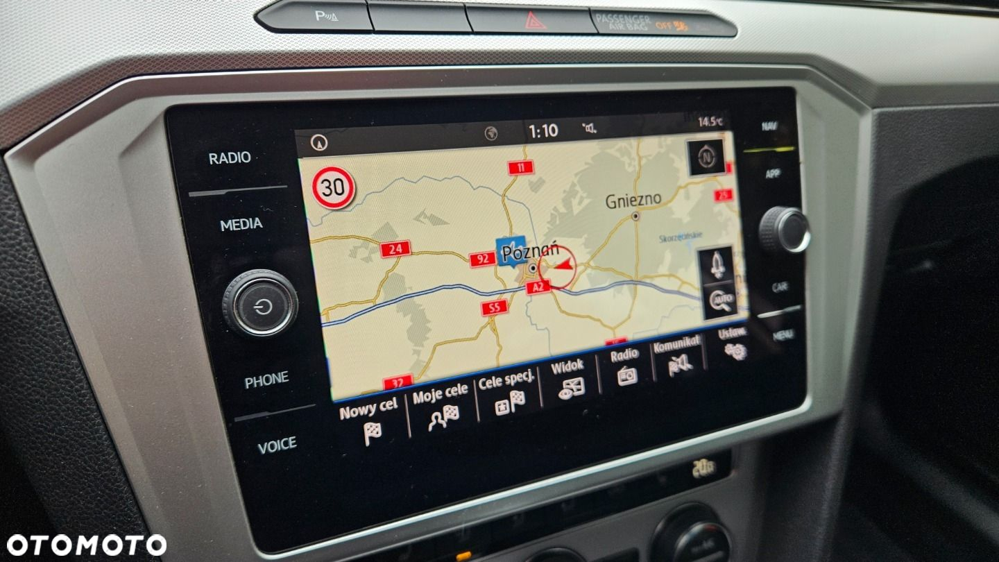 Volkswagen Passat Variant 2.0 TDI SCR DSG Elegance - 28