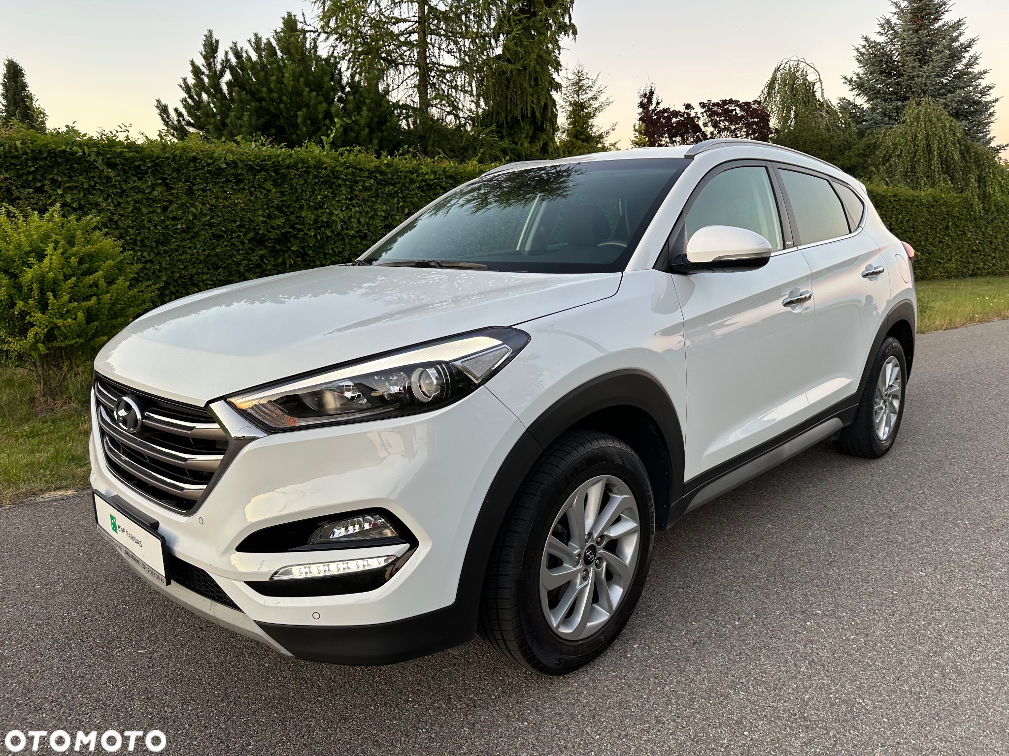 Hyundai Tucson 1.7 CRDI BlueDrive Style 2WD - 2