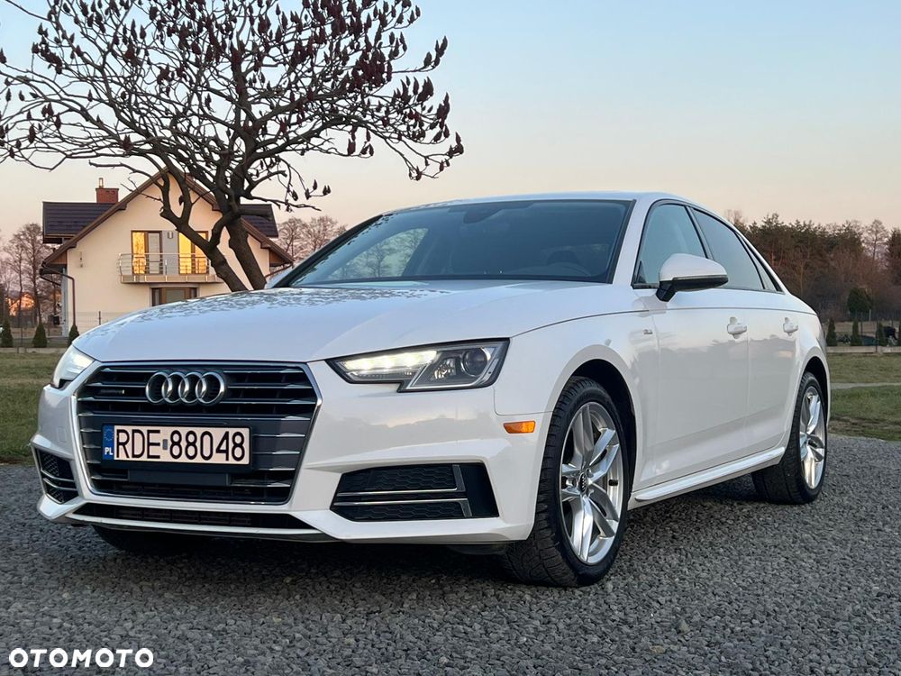 Audi A4 Limousine - 1