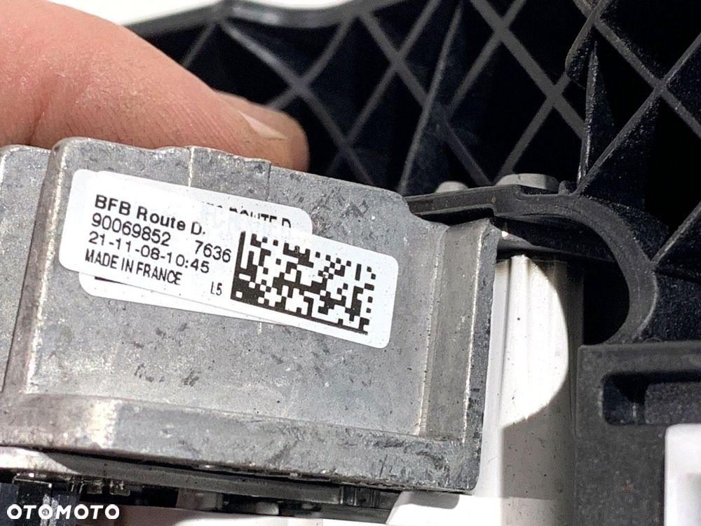 MODUŁ LED SOCZEWKA  RENAULT MEGANE IV liftback (B9A/M/N_) 2015 - 2022 1.5 Blue dCi 115 (B9A6) 85 kW - 5