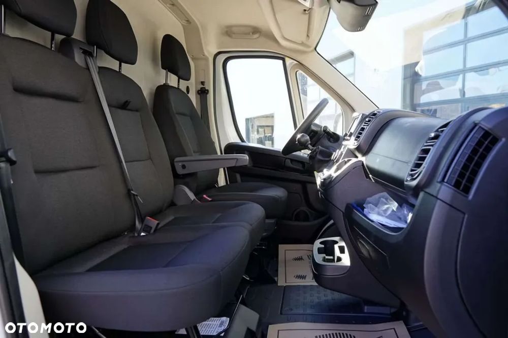 Fiat Ducato Furgon L2H2 140KM - 21
