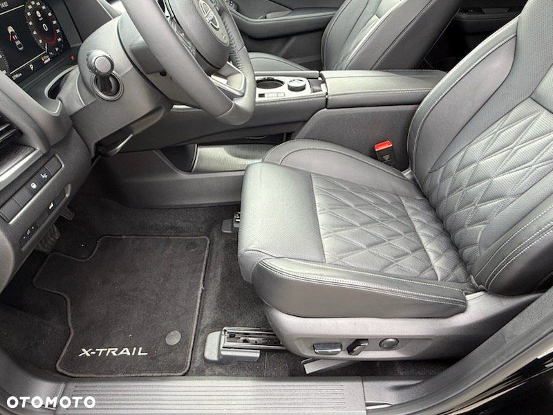Nissan X-Trail - 10
