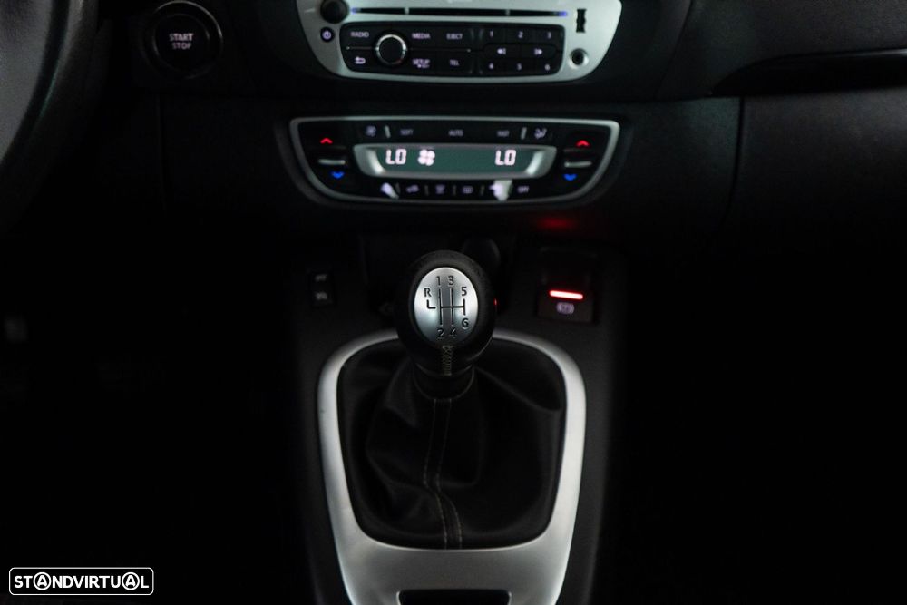Renault Scénic 1.5 dCi Exclusive SS - 21