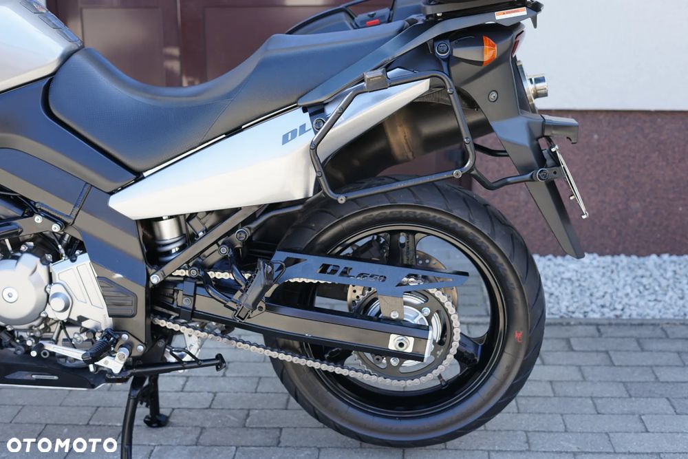 Suzuki DL - 27