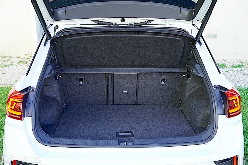 VW T-Roc 1.5 TSI R-Line DSG - 13