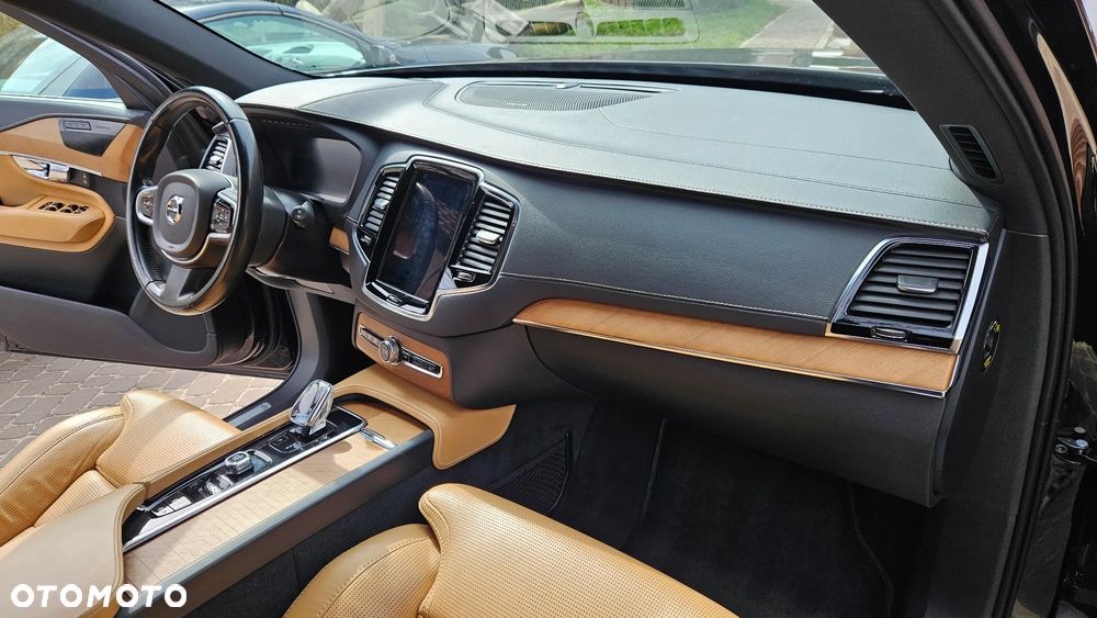 Volvo XC 90 B5 D AWD Inscription 7os - 26