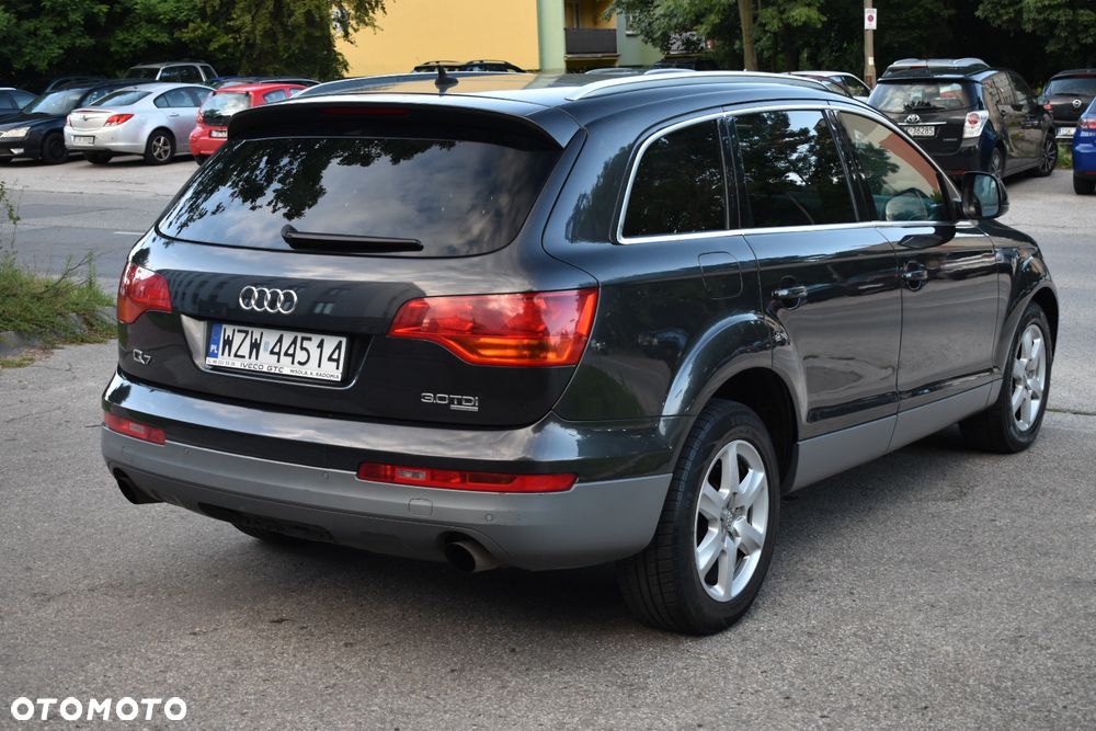 Audi Q7 - 4