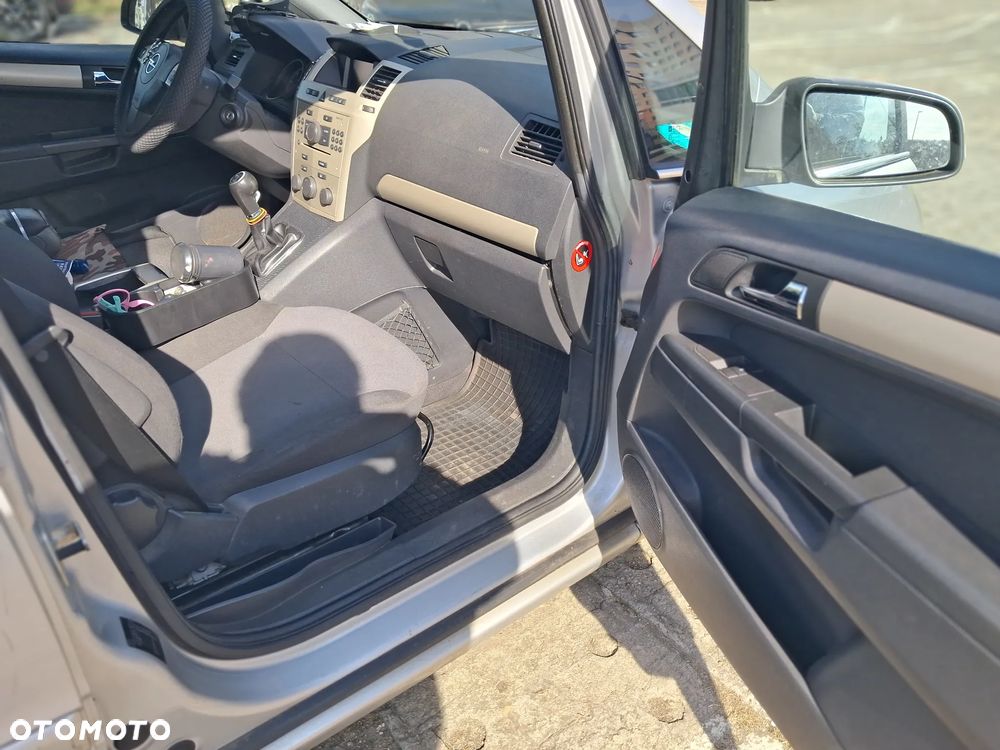 Opel Zafira 1.7 CDTI Enjoy - 9