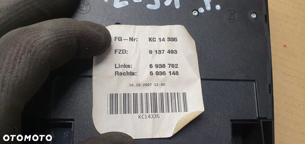 Lampka oświetlenie kabiny podsufitki BMW 3 E91 9137493 - 5