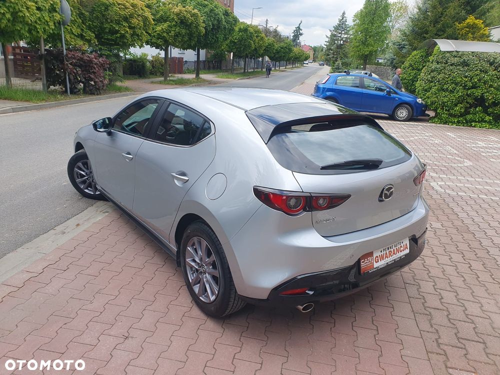 Mazda 3 SKYACTIV-G 2.0 M-Hybrid - 28