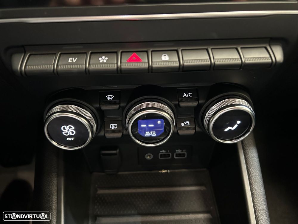 Renault Captur 1.6 E-Tech Full Hybrid Techno - 31