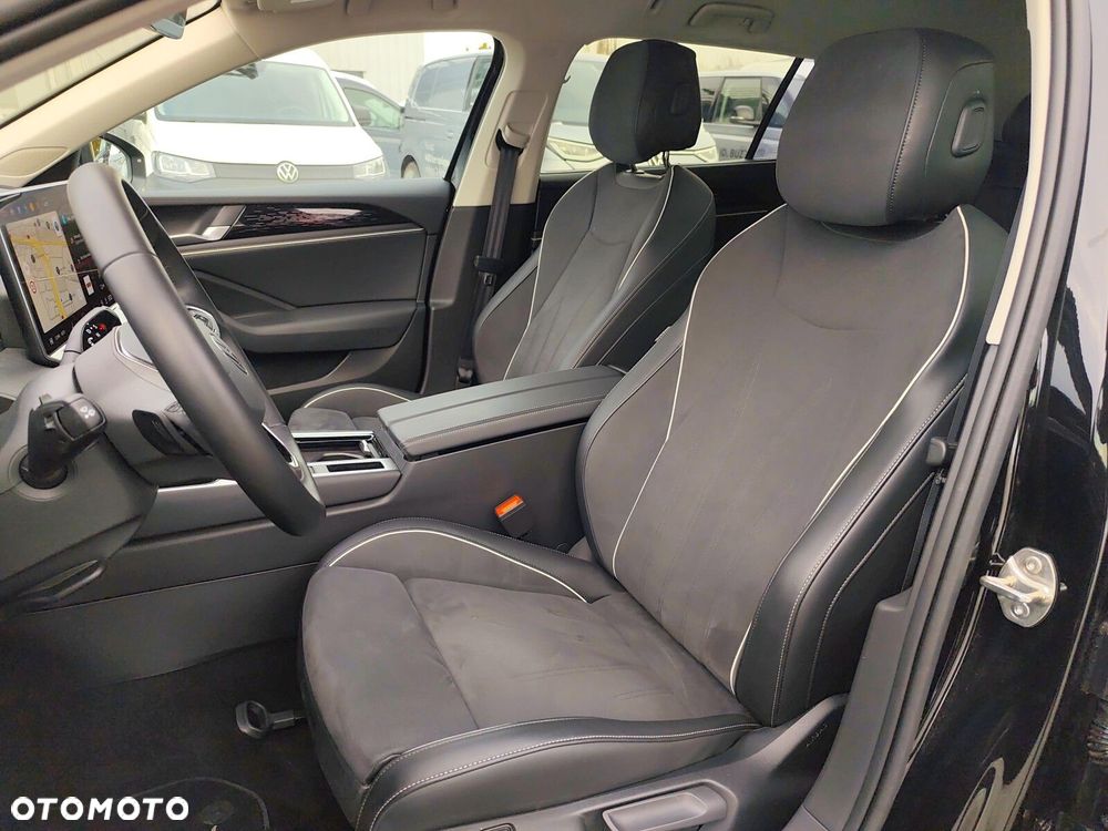 Volkswagen Passat - 15