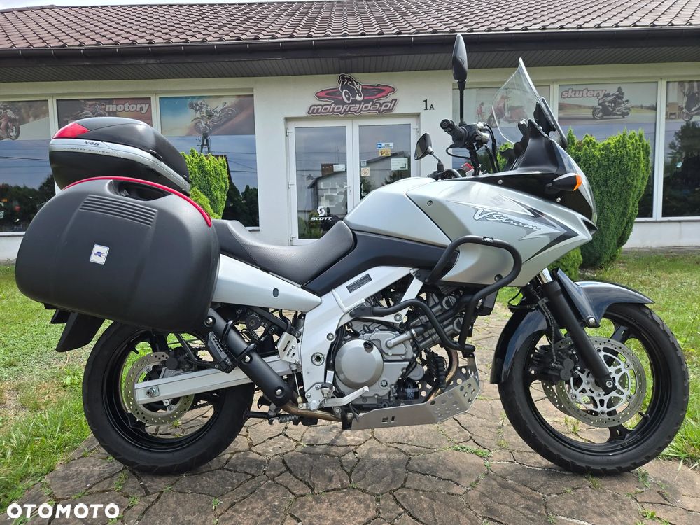 Suzuki V-STROM - 1