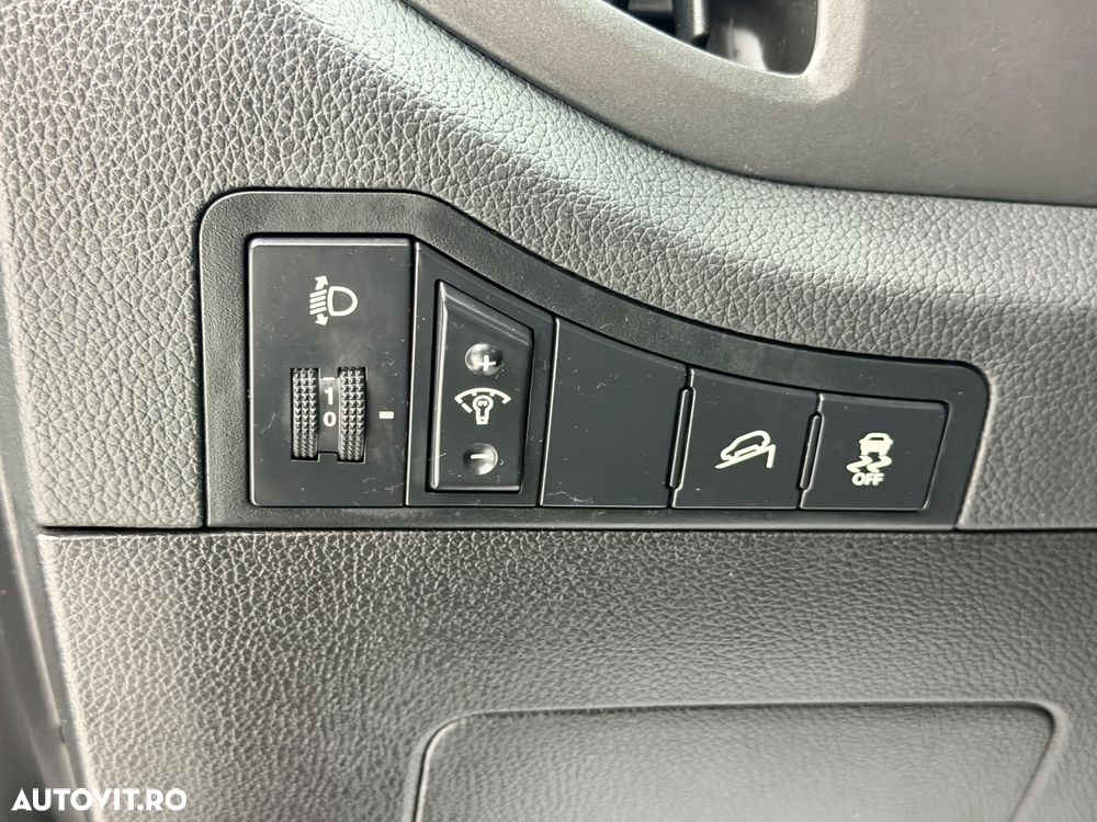 Kia Sportage ver-1-7-crdi-2wd-edition-7 - 12