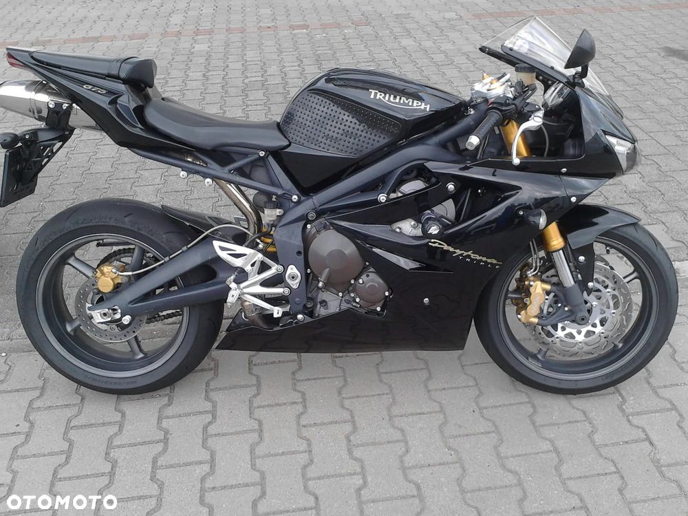 Triumph Daytona - 1