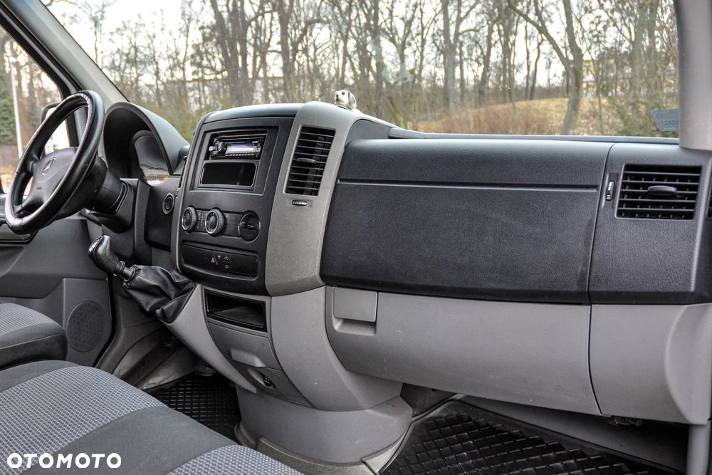 Mercedes-Benz Sprinter - 9