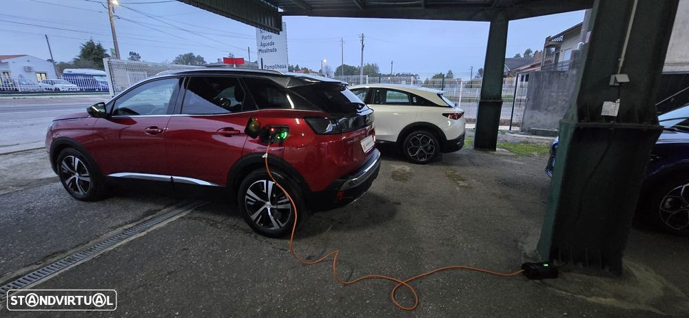 Peugeot 3008 1.6 Hybrid GT Pack e-EAT8 - 36
