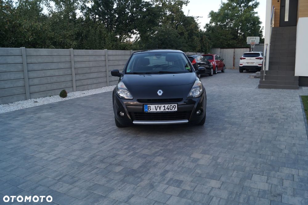Renault Clio 1.2 16V 75 nightDay - 34