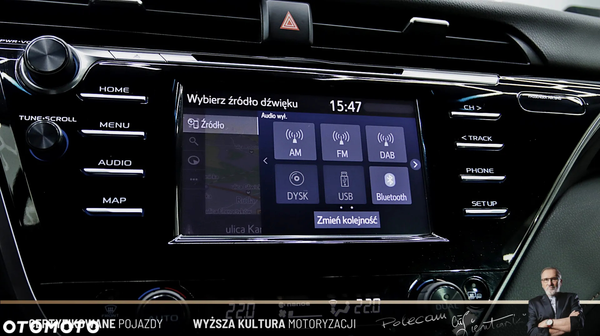Toyota Camry 2.5 Hybrid Comfort CVT - 25