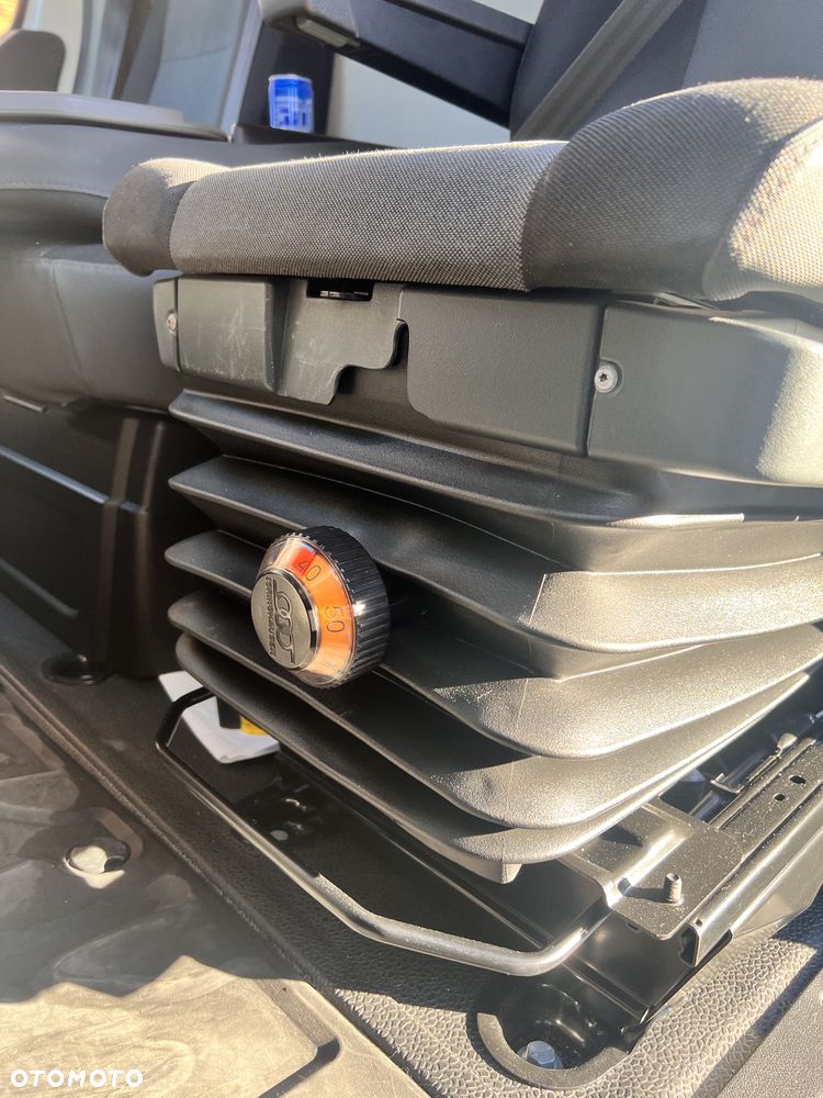 Renault Master L4H2 - 24