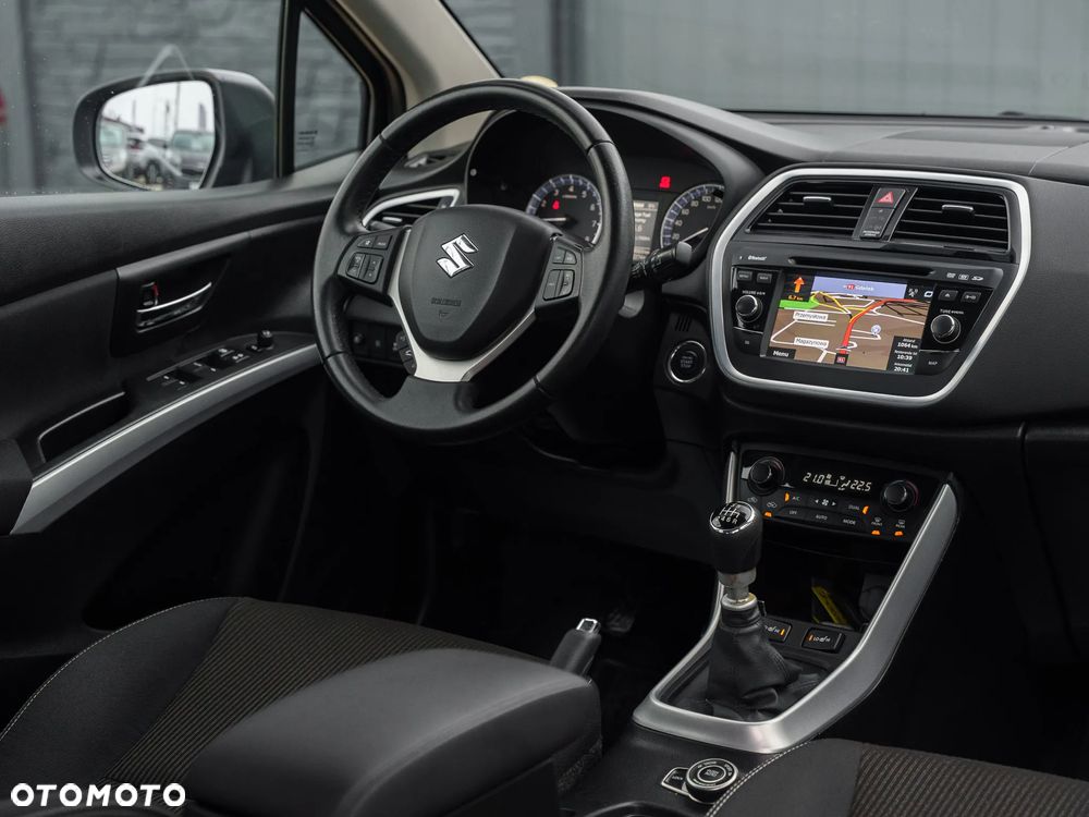 Suzuki SX4 S-Cross 1.4 T Elegance 4WD - 21