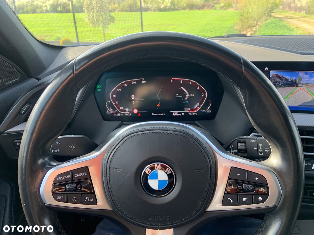 BMW Seria 1 118d Edition M Sport Shadow - 24