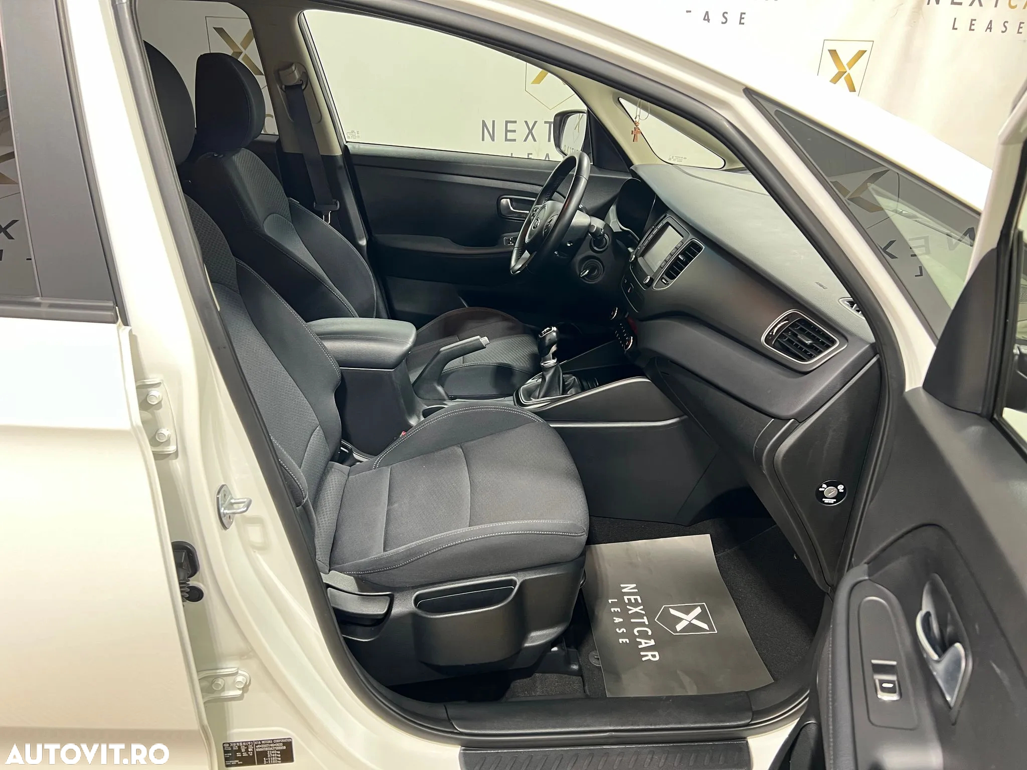 Kia Carens 1.7 DSL Family - 16