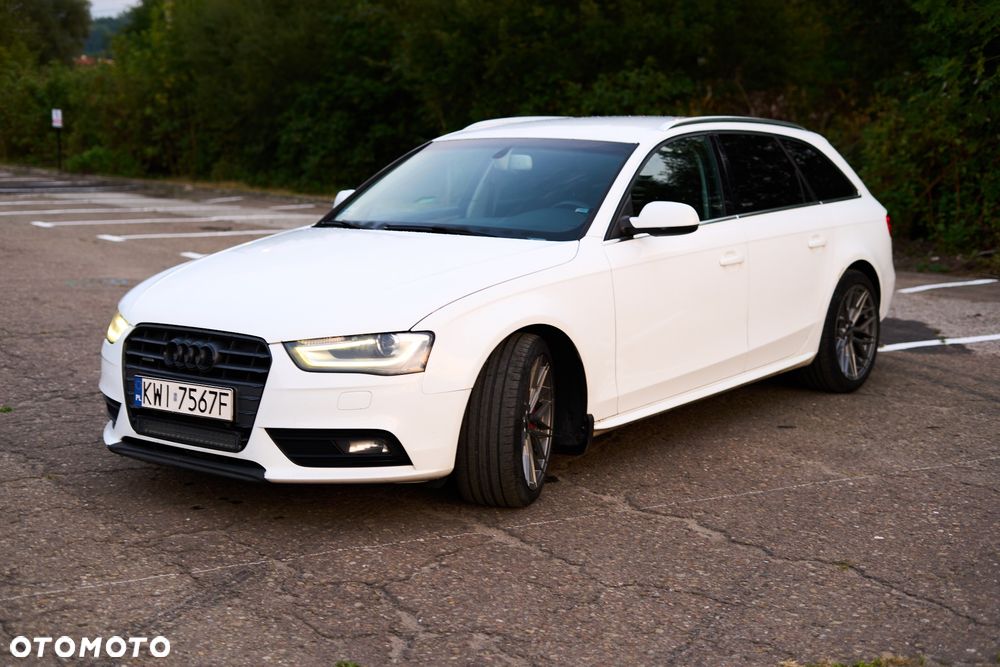 Audi A4 Avant 2.0 TFSI Flexible Fuel Quattro - 2
