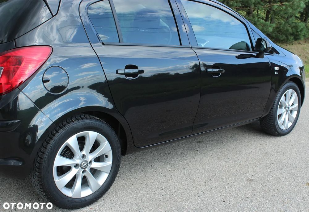 Opel Corsa 1.4 16V Innovation - 17