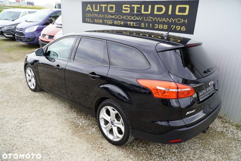 Ford Focus 1.5 EcoBlue Start-Stopp-System TITANIUM - 36