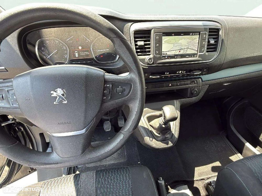 Peugeot Traveller - 6
