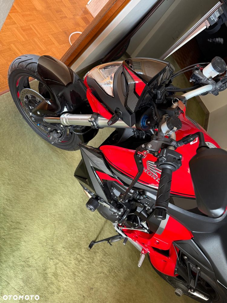 Honda CB - 8