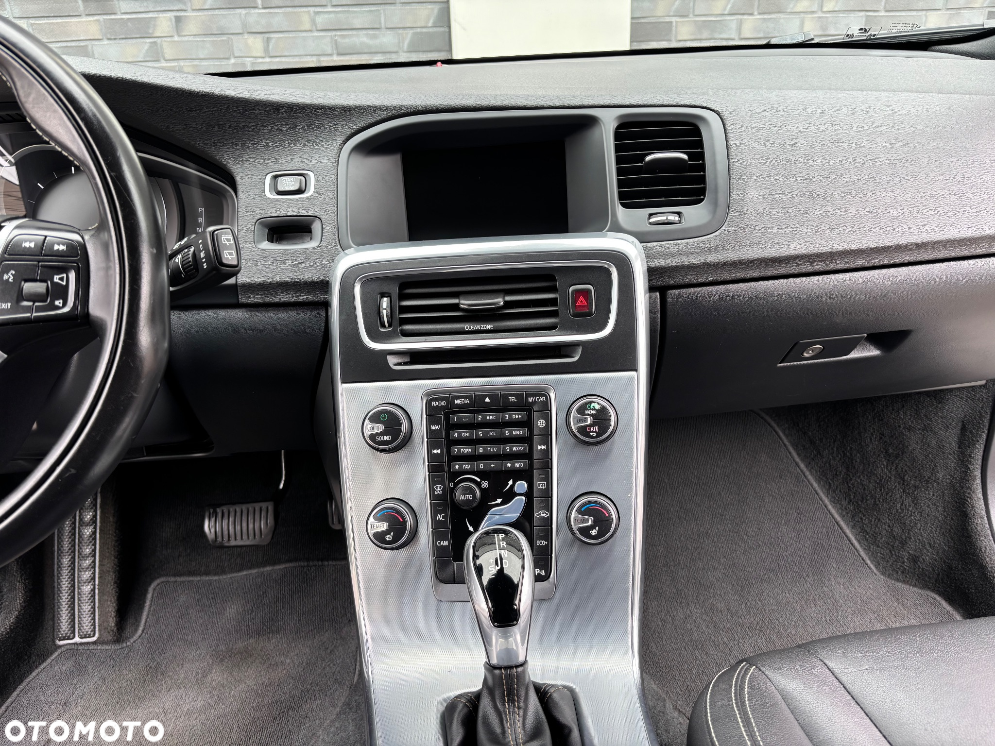 Volvo V60 D4 Drive-E R-Design Kinetic - 8