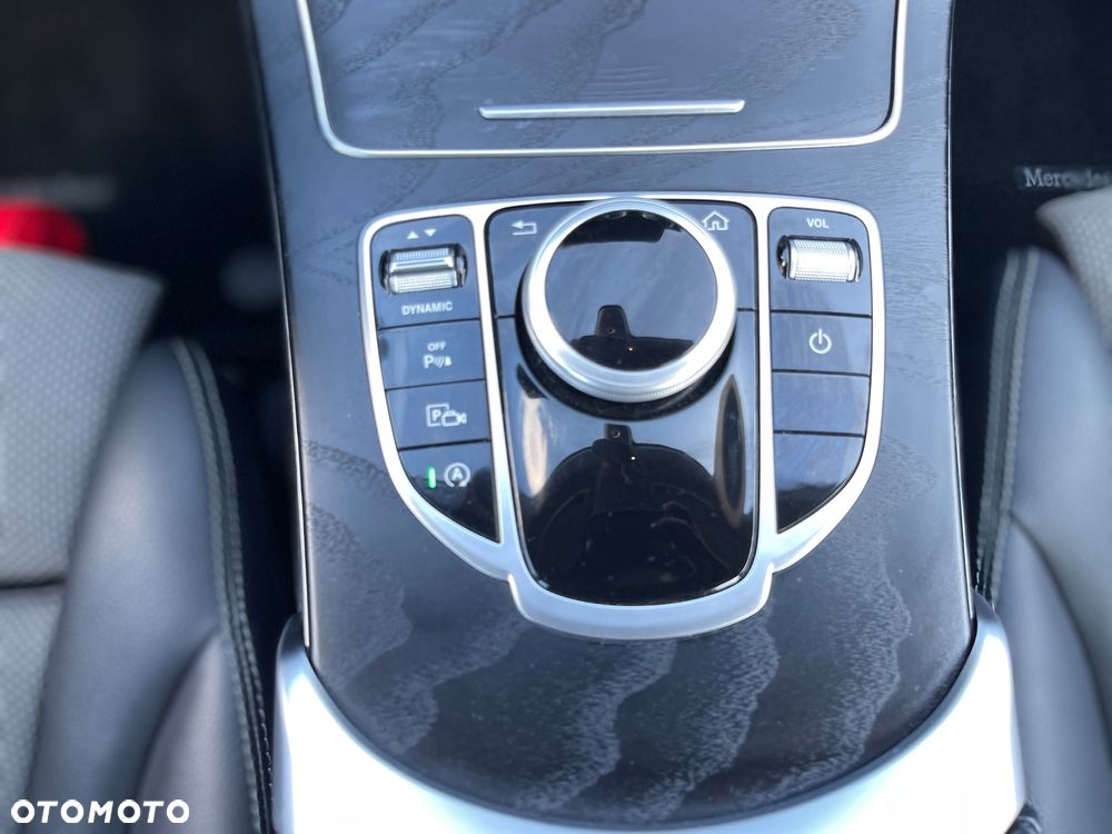 Mercedes-Benz Klasa C 180 9G-TRONIC - 11