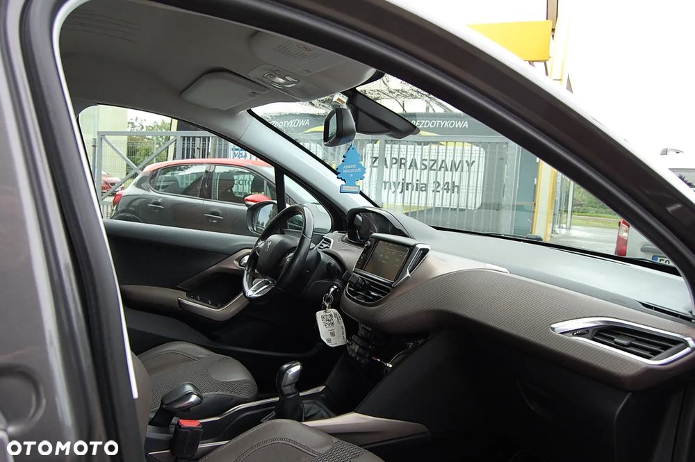 Peugeot 2008 - 18