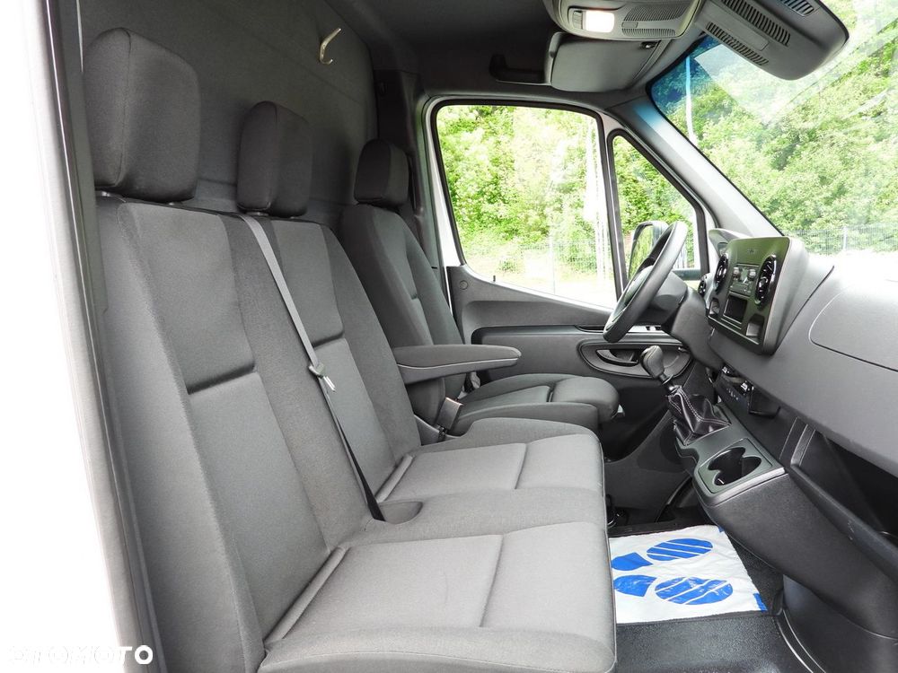 Mercedes-Benz SPRINTER 519  PLANDEKA 8 PALET WEBASTO TEMPOMAT BLIŹNIACZE KOŁA KLIMATYZACJA  190KM - 39