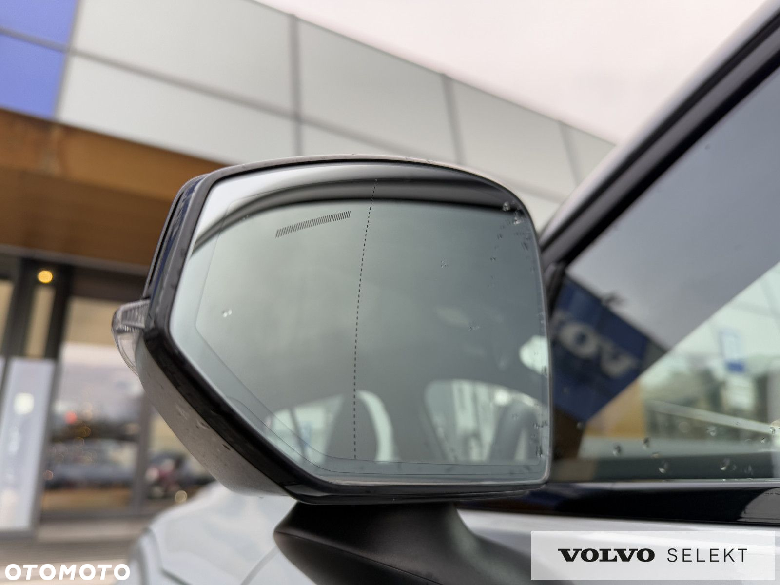 Volvo EX30 - 12
