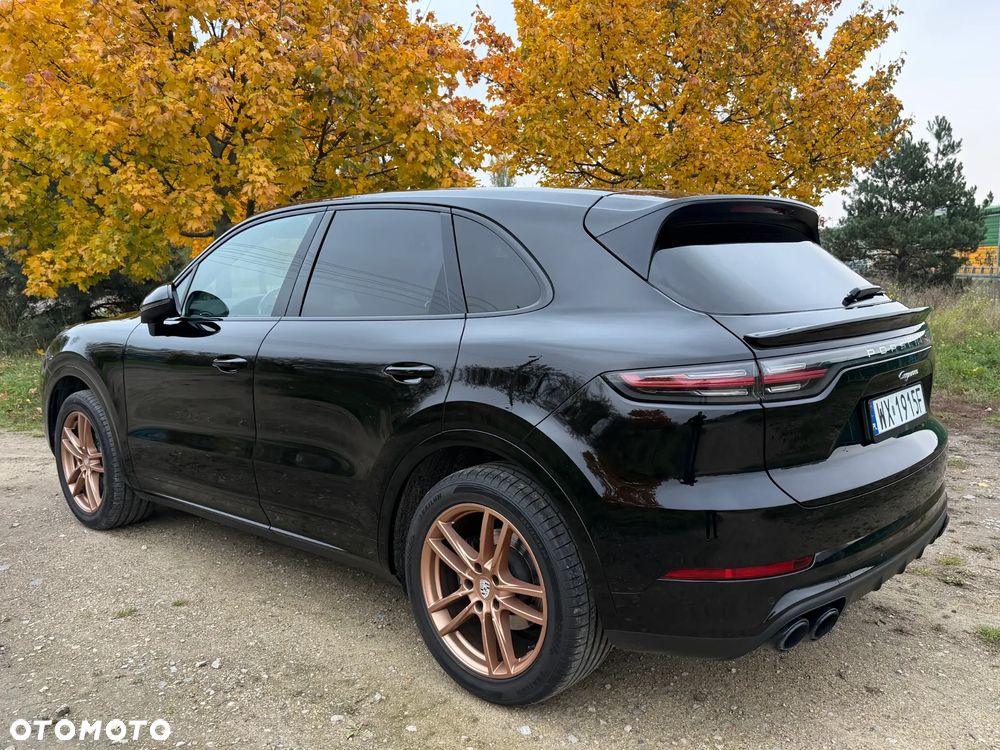 Porsche Cayenne - 11