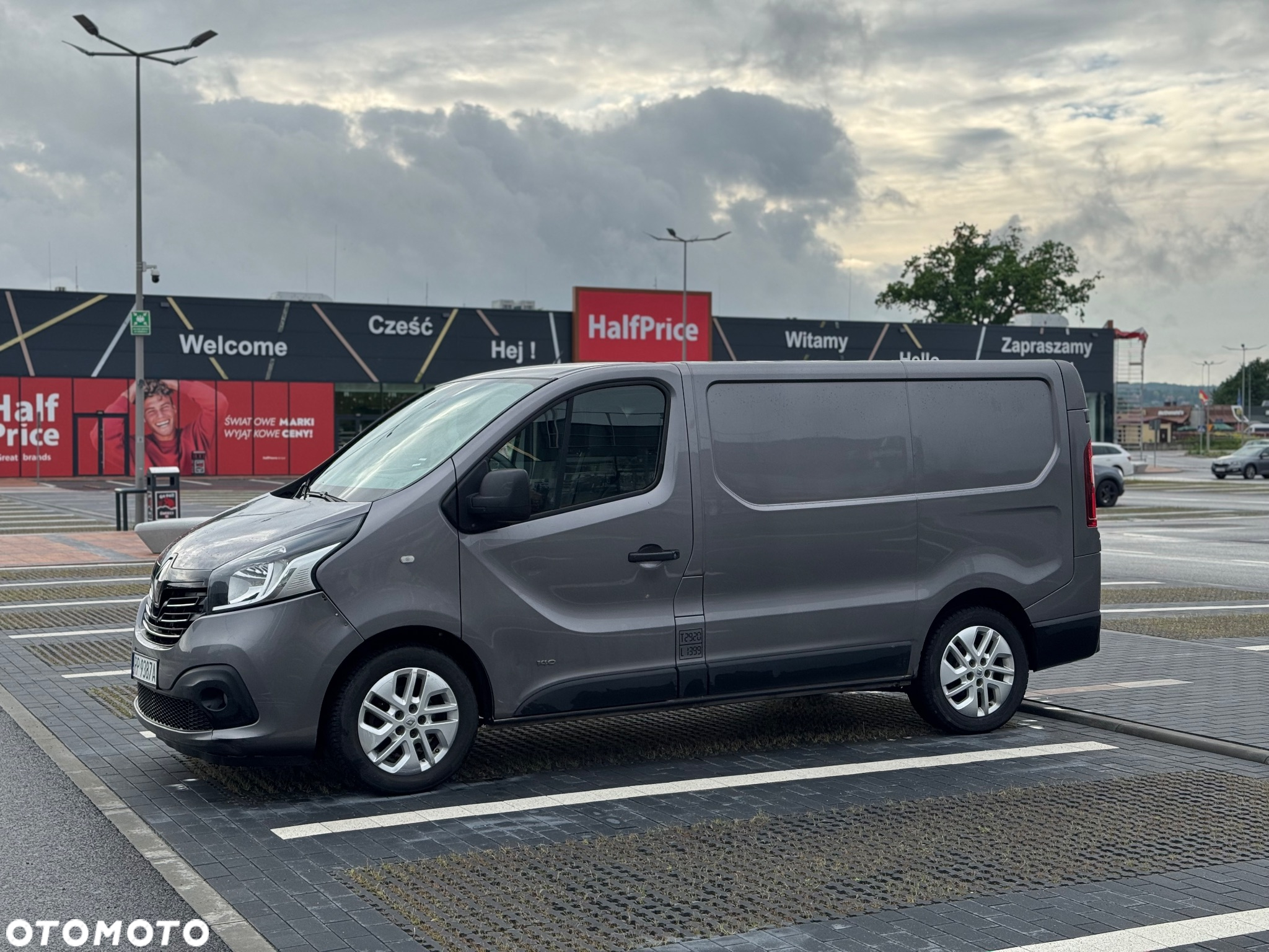 Renault Trafic - 2