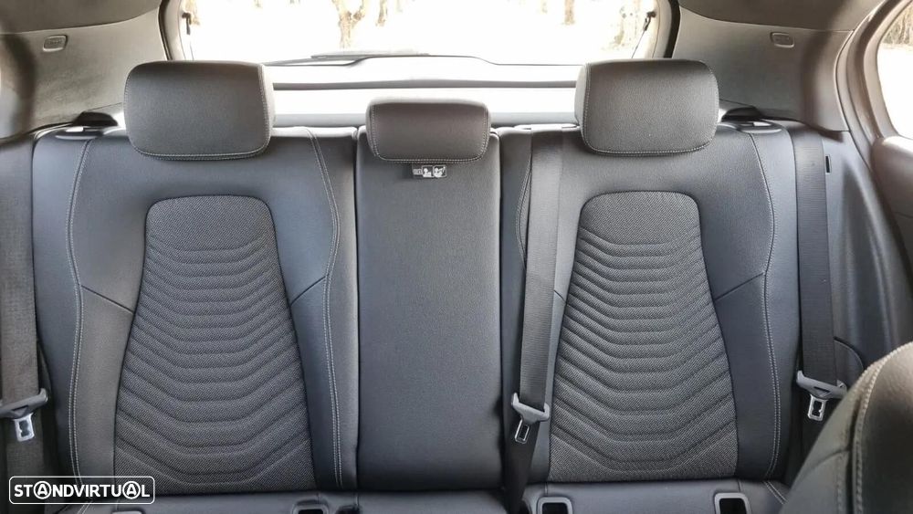 Mercedes-Benz A 250 e Style Plus - 14