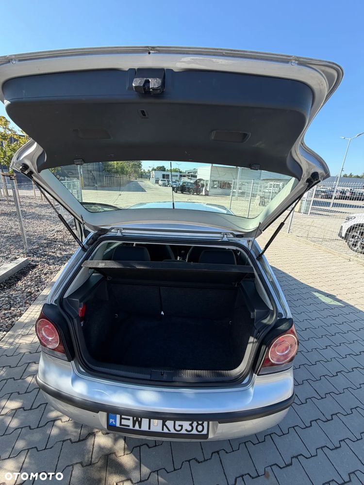 Volkswagen Polo 1.2 Trendline - 30