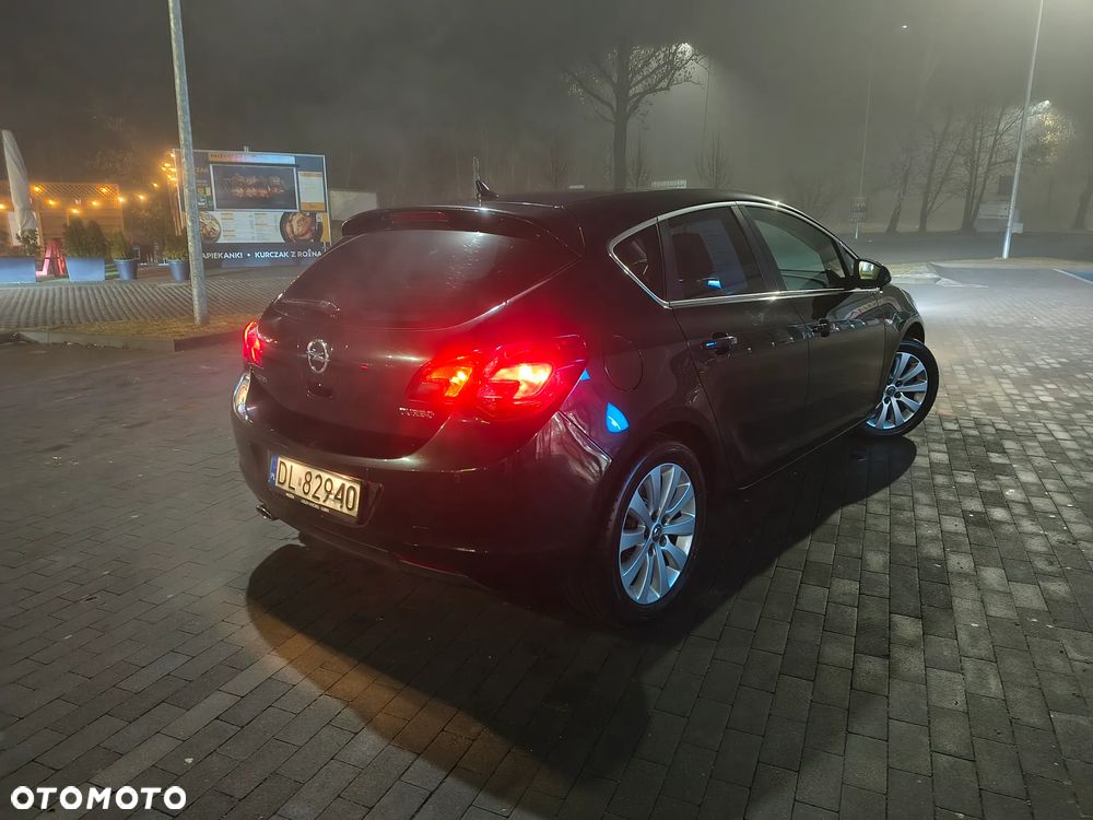 Opel Astra - 34