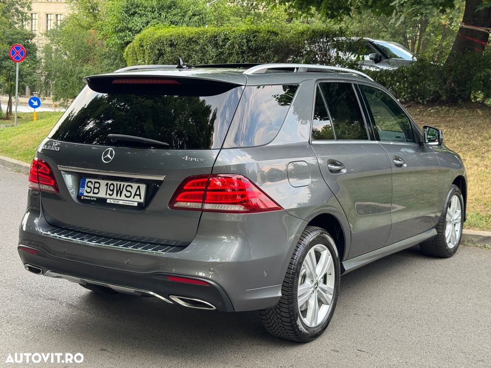 Mercedes-Benz GLE 400 4MATIC - 4