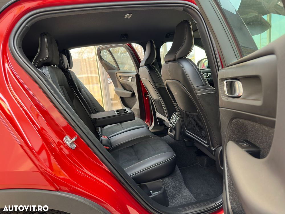 Volvo XC 40 T5 Twin Engine DKG R-Design - 10