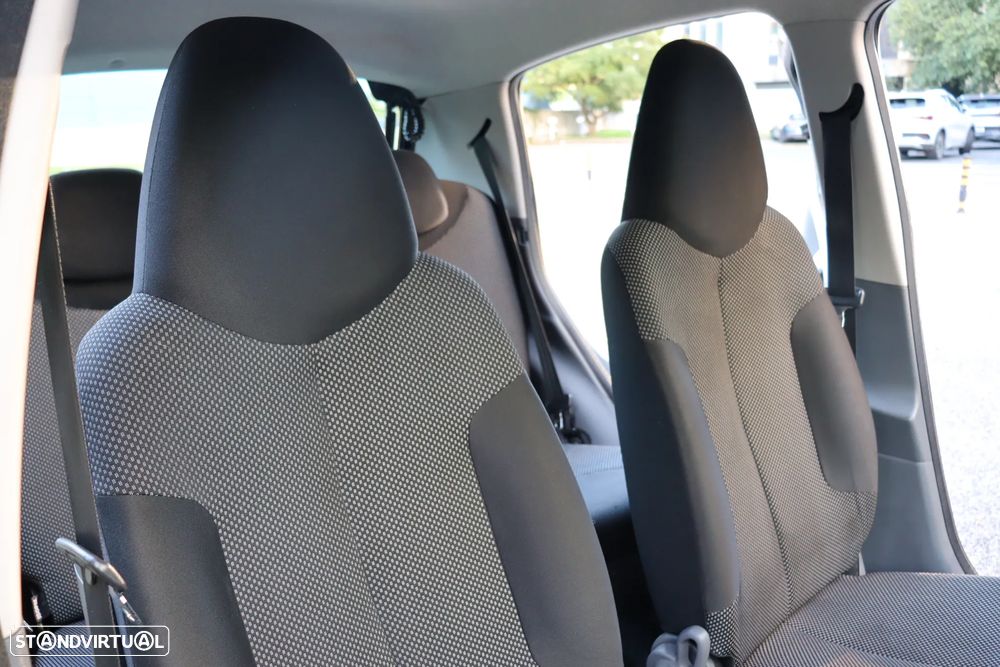 Toyota Aygo 1.0 Plus Sport Pack+VSC - 20