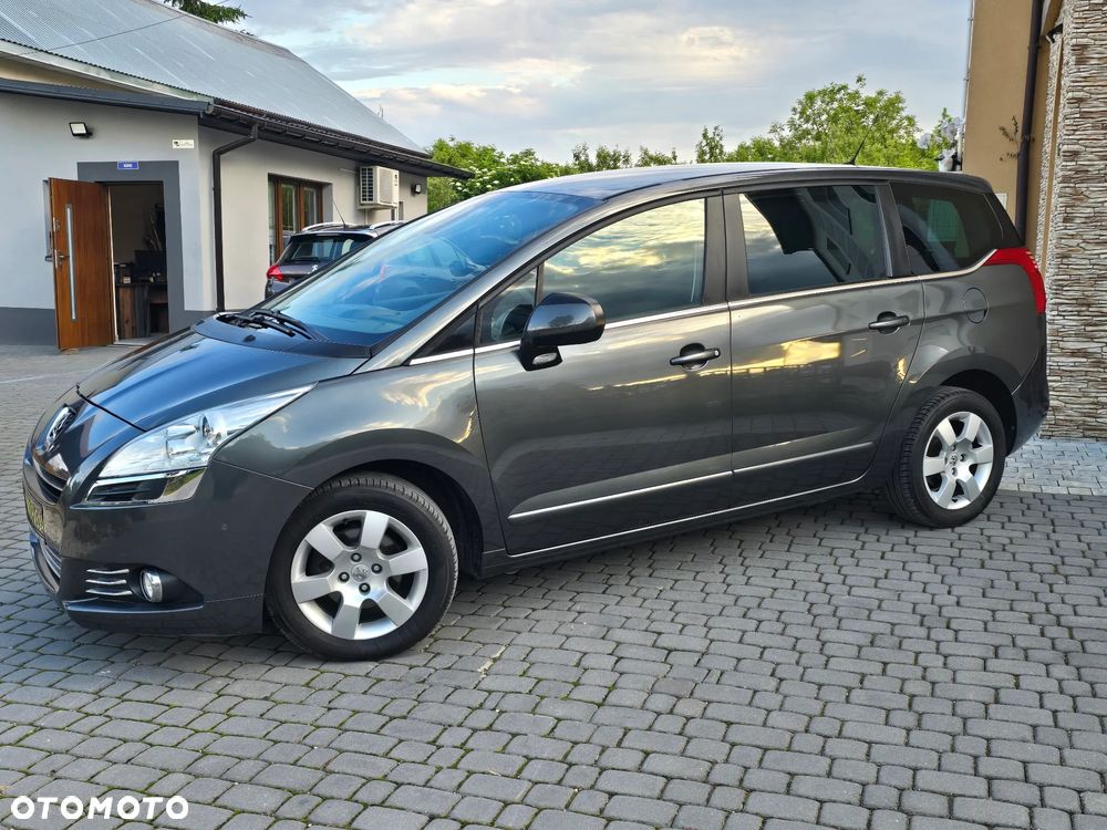 Peugeot 5008 - 4